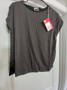 Helly Hansen SX Thalia Shirt Black Silky Crop sleeves Womens NWT